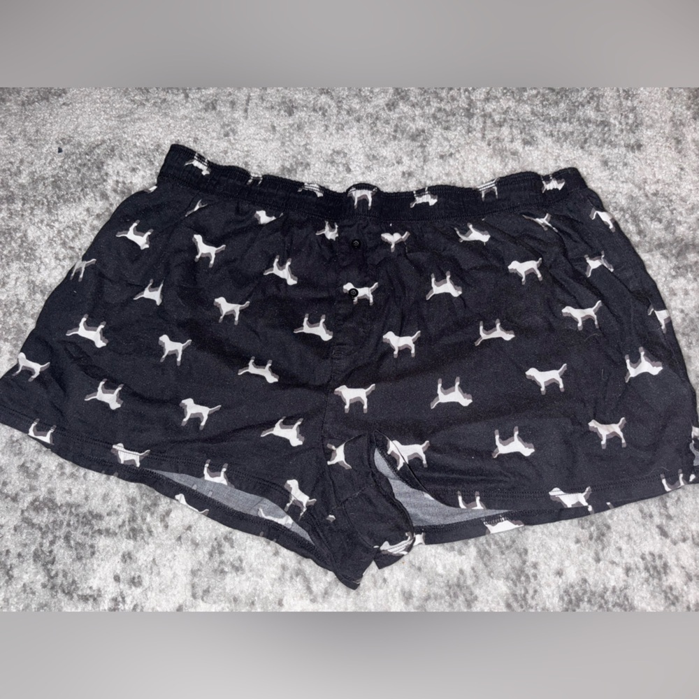 Victoria’s Secret PINK Boxer Shorts Black with Dog Pattern Print Size: Large